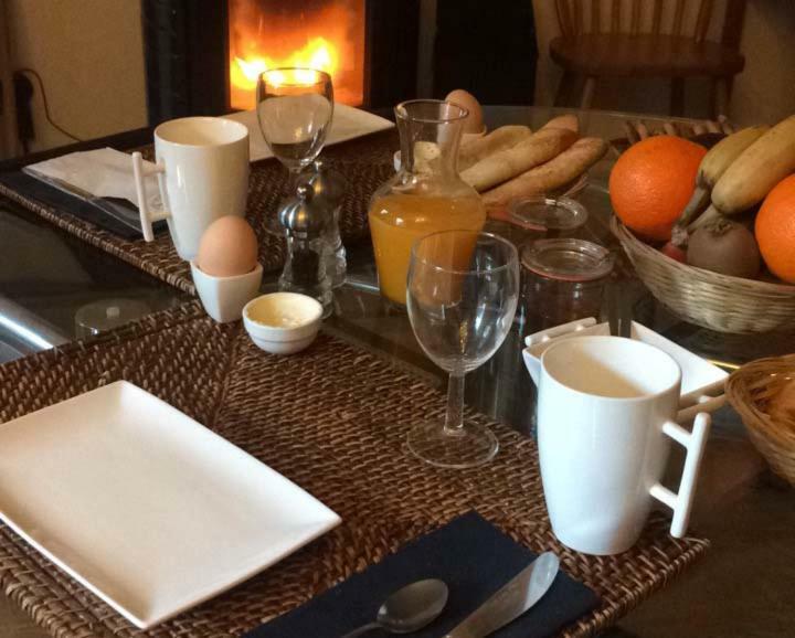 Chateau De Montfroc Bed & Breakfast Bagian luar foto