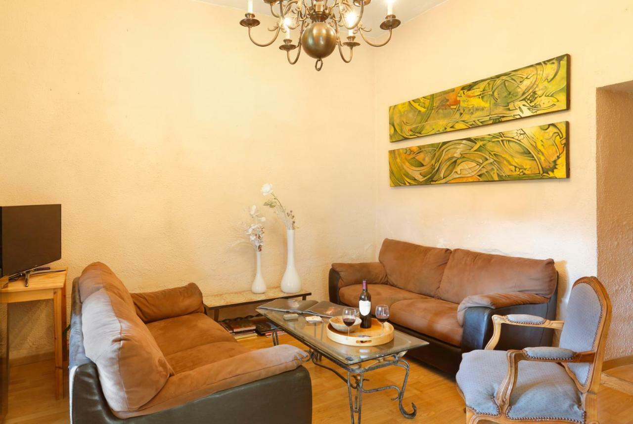 Chateau De Montfroc Bed & Breakfast Bagian luar foto